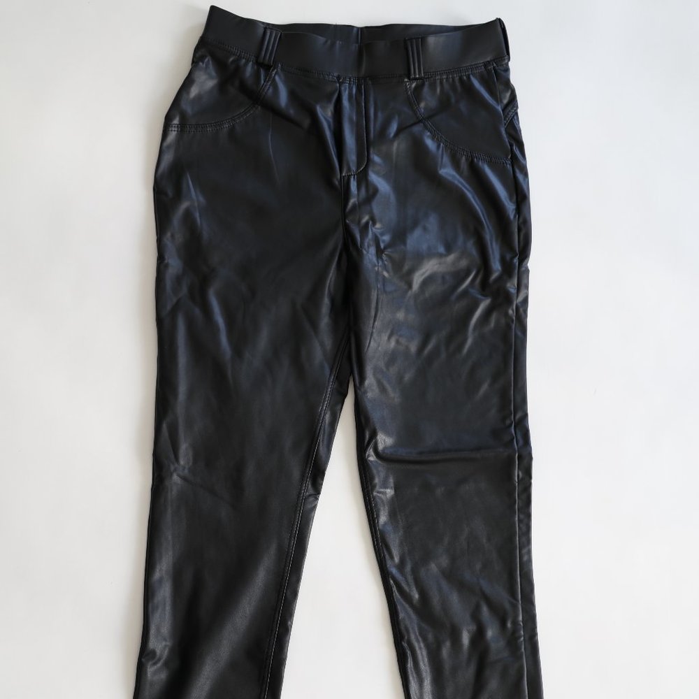 Faux Leather Butt Enhancing Leggings "Freddy Pants" - Small
